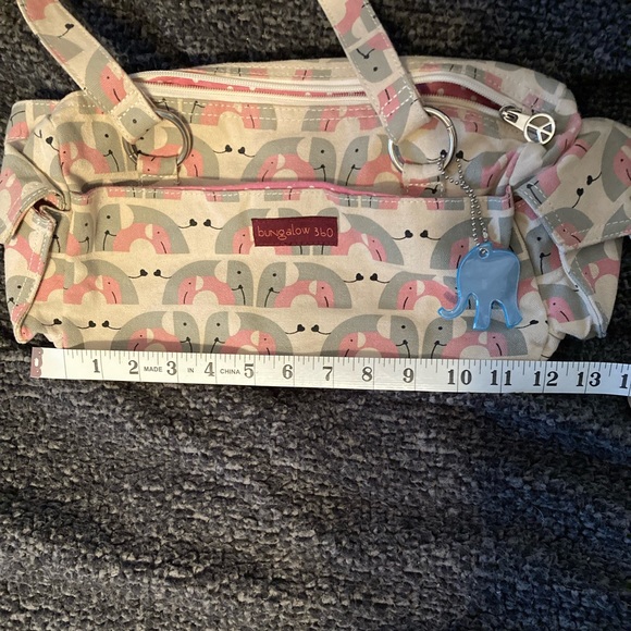 Bungalow 360 Elephant Canvas Satchel - Picture 10 of 12